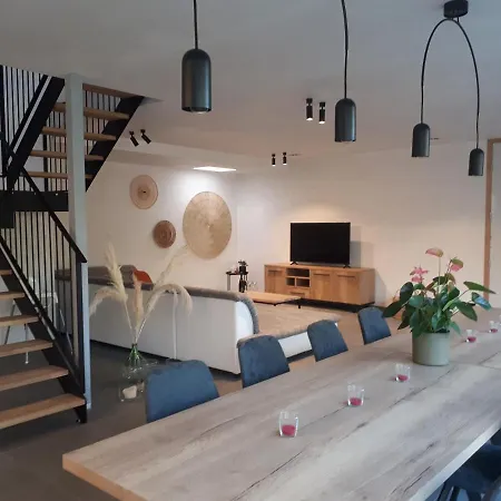 Fluithoekhoeve Semesterbostad *